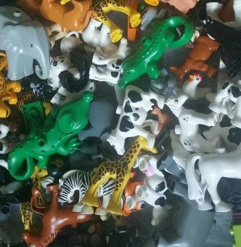 Lego duplo x - •,